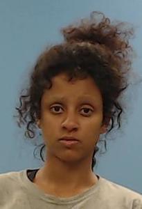 Mugshot of Lemus, Amberly Nicole